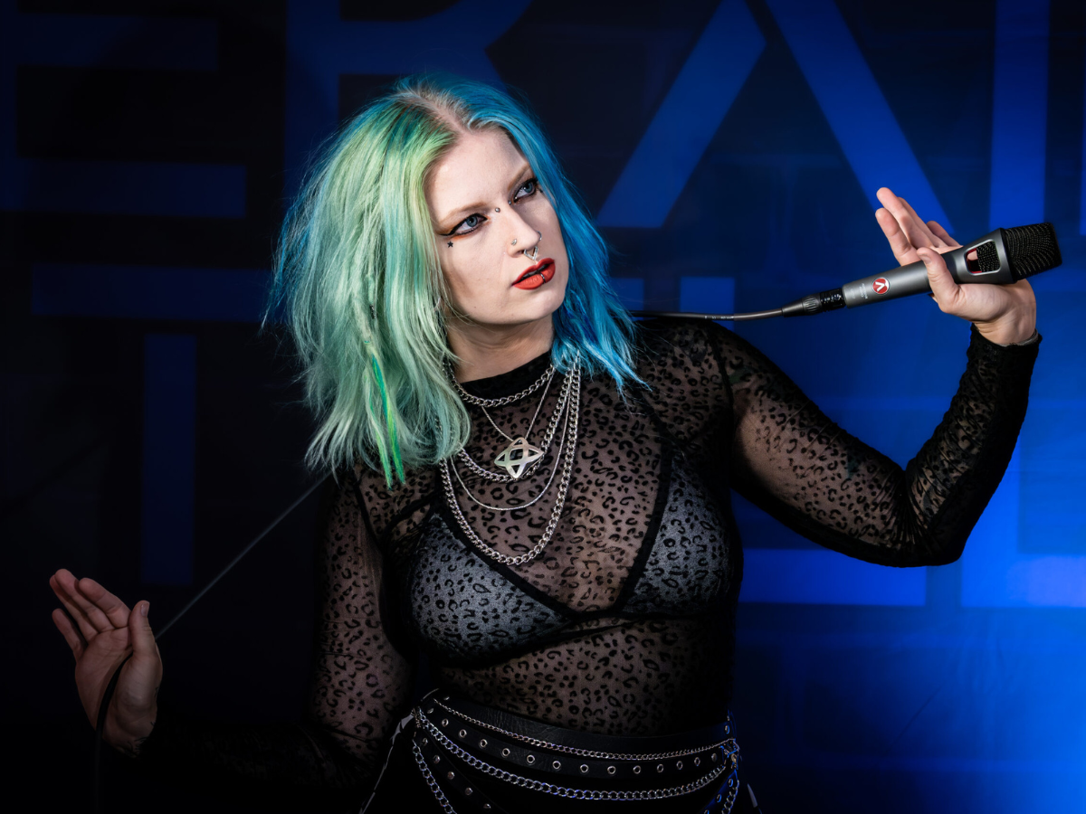 Seraina Telli presenta “Home”, su nuevo tema con videoclip